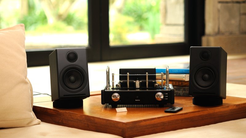 Blue Aura v30 Blackline
