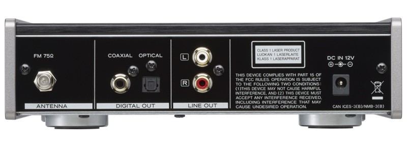 TEAC 推出具 FM 調諧器的 CD 唱盤 PD-301 TEAC 推出具 FM 調諧器的 CD 唱盤 PD-301