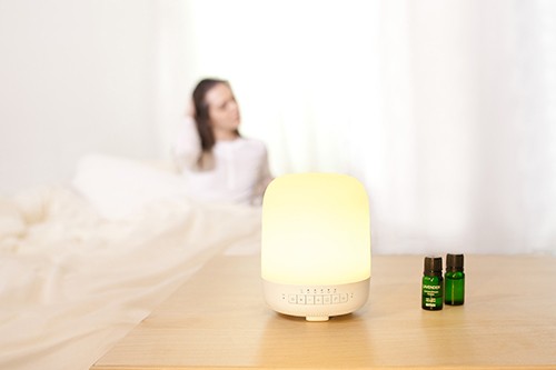 日本 emoi 推出多功能藍牙音樂香薰 LED 燈