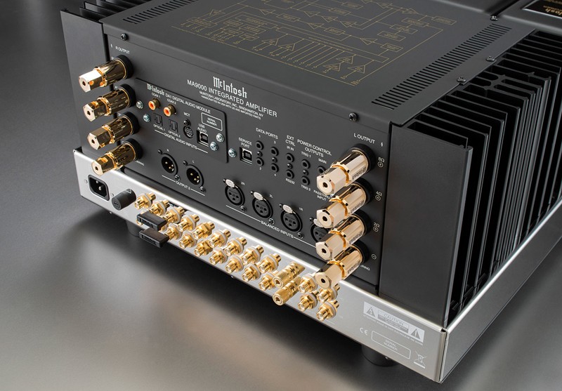 全功能結合, McIntosh 推出合併放大器 MA9000 全功能結合, McIntosh 推出合併放大器 MA9000