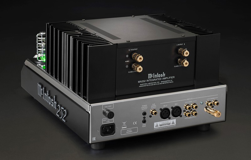混血初號機,McIntosh 推出全新合併放大器 MA252 混血初號機,McIntosh 推出全新合併放大器 MA252
