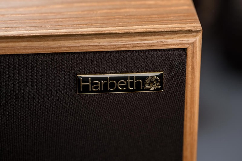 Harbeth 推出 P3ESR 40th Anniversary Edtions Olive Wood 版本