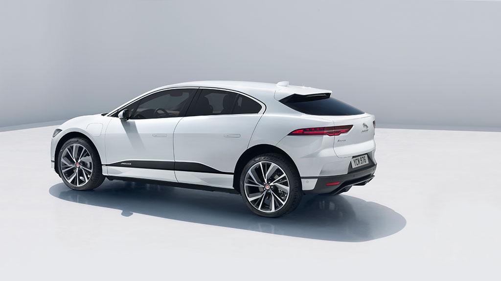 Jaguar 以全新電動 SUV I-PACE 領先車壇