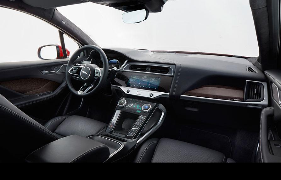 Jaguar 以全新電動 SUV I-PACE 領先車壇
