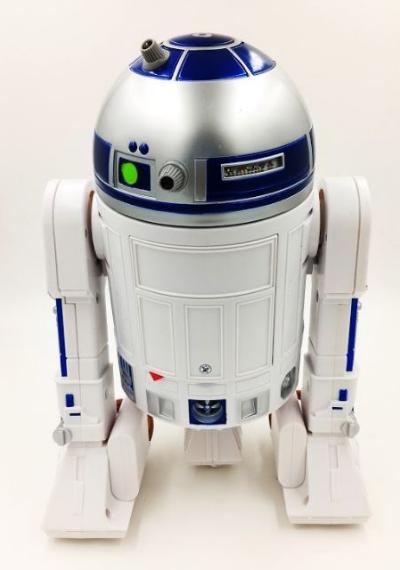 Hasbro 全新推出 Smart R2-D2 遙控玩具 Hasbro 全新推出 Smart R2-D2 遙控玩具