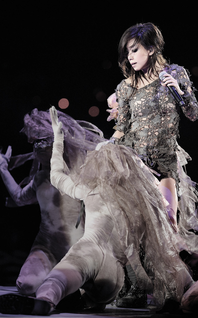 〈SANDY LAM CONCERT MMXI〉CD 及 DVD 〈SANDY LAM CONCERT MMXI〉CD 及 DVD