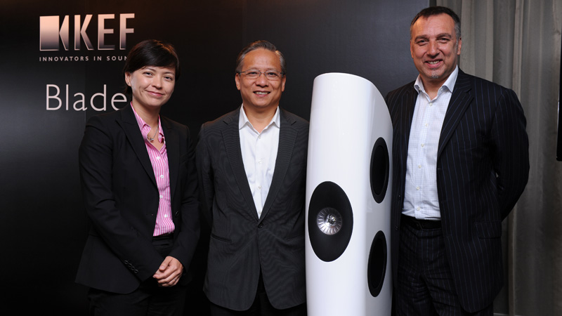 全球首個採用單點全頻技術揚聲器 KEF Blade 全球首個採用單點全頻技術揚聲器 KEF Blade
