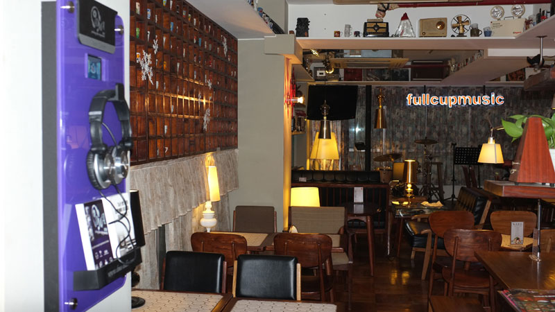 DMA Music Corner @ FULLCUPCAFE HONG KONG