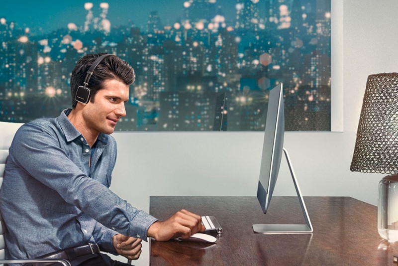 Harman Kardon 推出皮革外觀的藍牙耳機 SOHO WIRELESS Harman Kardon 推出皮革外觀的藍牙耳機 SOHO WIRELESS