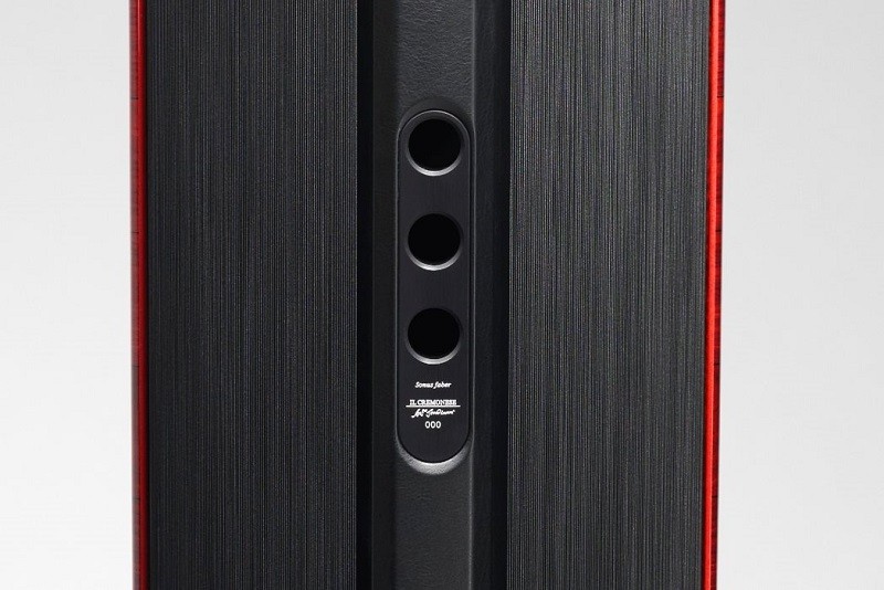 Sonus faber 推出 Homage 全新成員 Il Cremonese座地喇叭 Sonus faber 推出 Homage 全新成員 Il Cremonese座地喇叭
