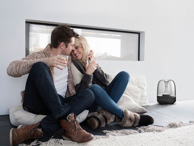 Harman Kardon 推出主打藍牙功能的 2.1 聲道系統 AURA STUDIO Harman Kardon 推出主打藍牙功能的 2.1 聲道系統 AURA STUDIO