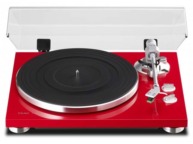 TEAC 與日本 biccamera 合作推出紅色特別版 TN-300-SC 黑膠唱盤 TEAC 與日本 biccamera 合作推出紅色特別版 TN-300-SC 黑膠唱盤