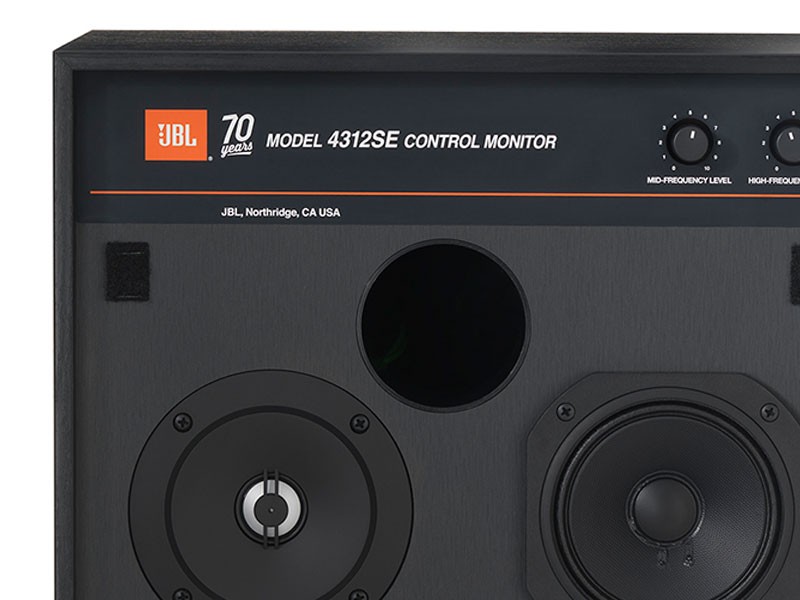 經典升級,JBL 推出 70 週年紀念版 4312SE 經典升級,JBL 推出 70 週年紀念版 4312SE