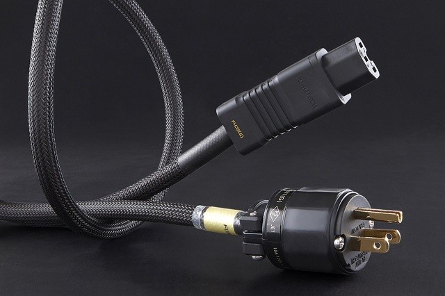 瘦身至上,Furutech 推出全新 Slimline Power Series 電源線 瘦身至上,Furutech 推出全新 Slimline Power Series 電源線