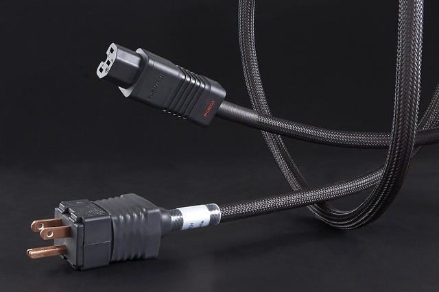 瘦身至上,Furutech 推出全新 Slimline Power Series 電源線 瘦身至上,Furutech 推出全新 Slimline Power Series 電源線