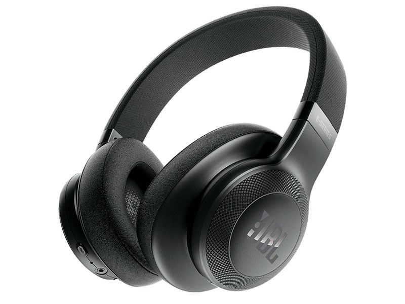 JBL 推出全新 E-SERIES 系列 E55BT 無線藍牙耳機 JBL 推出全新 E-SERIES 系列 E55BT 無線藍牙耳機