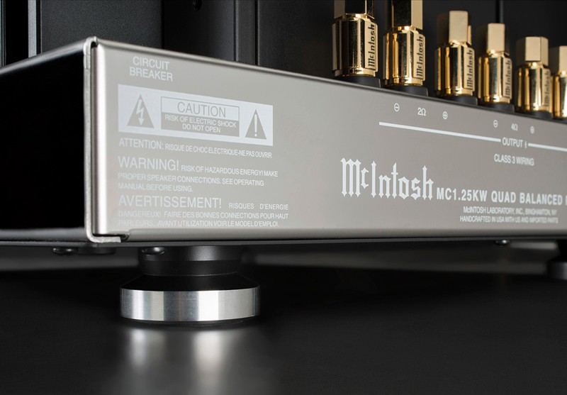 McIntosh 推出全新 MC1.25KW 單聲道後級放大器 McIntosh 推出全新 MC1.25KW 單聲道後級放大器