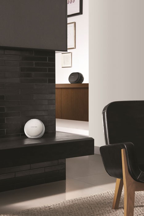 Harman Kardon 推出 Chromecast / Spotify 對應的無線喇叭 OMNI 10+ / 20+ Harman Kardon 推出 Chromecast / Spotify 對應的無線喇叭 OMNI 10+ / 20+