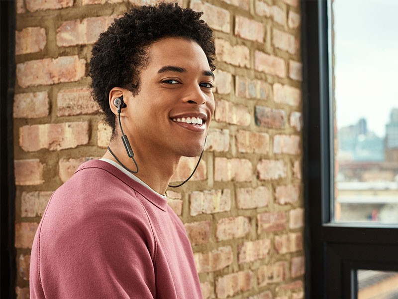 JBL 推出搭載 Google Assistant 入耳式智能耳機 EVEREST 110GA JBL 推出搭載 Google Assistant 入耳式智能耳機 EVEREST 110GA