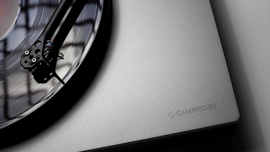 Cambridge Audio  ALVA TT  世界首部配備 APTX HD 無線藍牙傳輸技術的黑膠唱盤