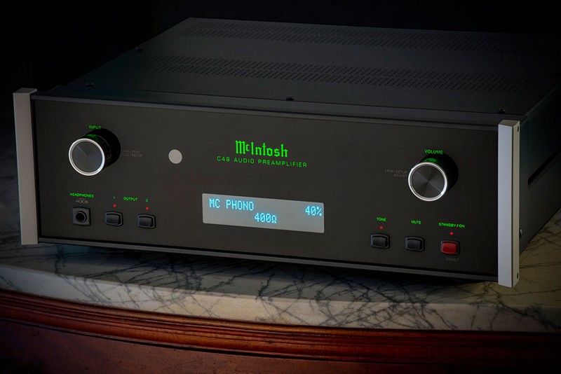 數碼與模擬融合,McIntosh 推出全新 C49 前級放大器 數碼與模擬融合,McIntosh 推出全新 C49 前級放大器