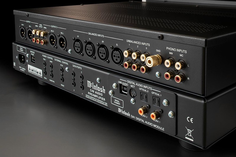 數碼與模擬融合,McIntosh 推出全新 C49 前級放大器 數碼與模擬融合,McIntosh 推出全新 C49 前級放大器