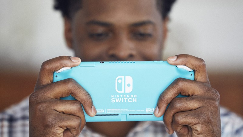 更輕更細,任天當推出全新攜帶型 Nintendo Switch Lite 更輕更細,任天當推出全新攜帶型 Nintendo Switch Lite
