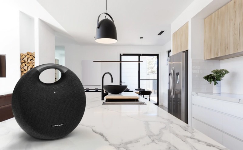 Harman Kardon 推出全新藍牙喇叭 ONYX STUDIO 6 Harman Kardon 推出全新藍牙喇叭 ONYX STUDIO 6