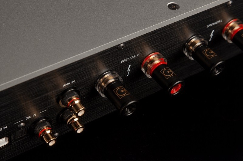 Goldmund 推出全新合併式放大器 Telos 7 NextGen Goldmund 推出全新合併式放大器 Telos 7 NextGen