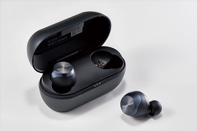 Technics 推出處女作無線藍牙耳機 EAH-AZ70W Technics 推出處女作無線藍牙耳機 EAH-AZ70W