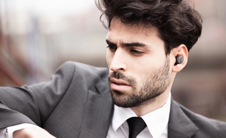 Harman Kardon 推出首款真無線耳機 FLY TWS Harman Kardon 推出首款真無線耳機 FLY TWS