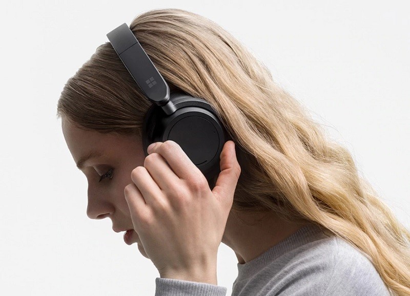 微軟發表新一代全罩式耳機 Surface Headphones 2 微軟發表新一代全罩式耳機 Surface Headphones 2