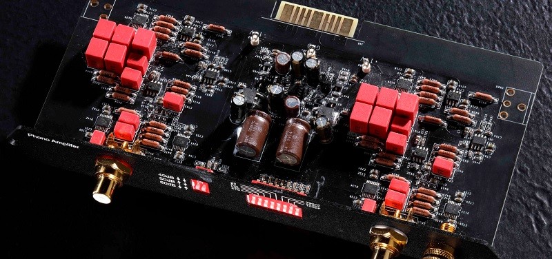 COS 推出全新多功能解碼器 D10 COS 推出全新多功能解碼器 D10