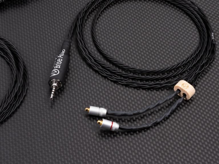 鍍銠插頭再起風雲 Brise Audio YATONO Rh2+ & STR7–Rh2+ 鍍銠插頭再起風雲 Brise Audio YATONO Rh2+ & STR7–Rh2+