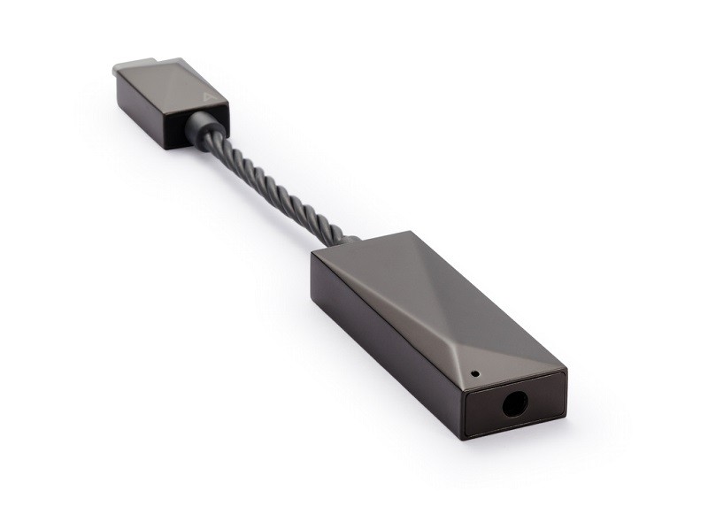 Astell&Kern 推出全新便攜式 USB-C Dual DAC Cable 「PEE51」 Astell&Kern 推出全新便攜式 USB-C Dual DAC Cable 「PEE51」