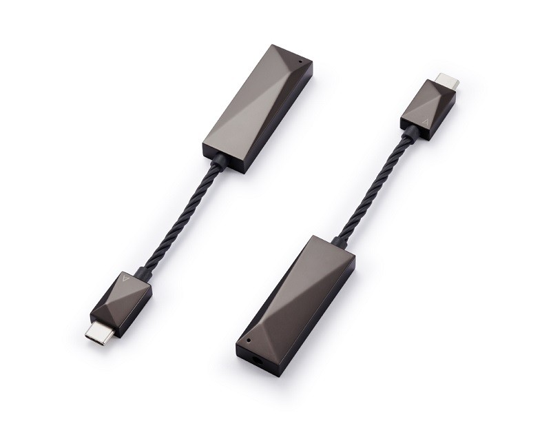 Astell&Kern 推出全新便攜式 USB-C Dual DAC Cable 「PEE51」 Astell&Kern 推出全新便攜式 USB-C Dual DAC Cable 「PEE51」