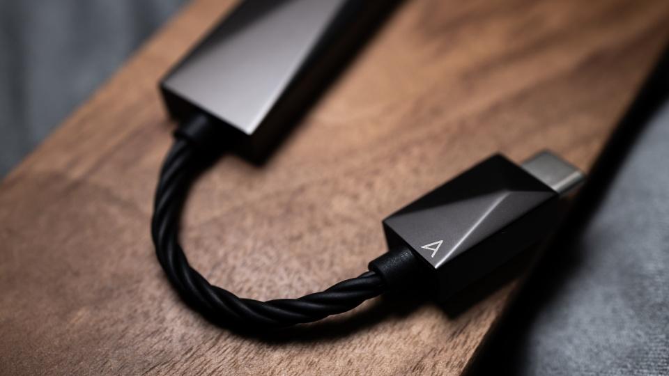 Small But MIGHTY Astell&Kern PEE51 USB DAC Small But MIGHTY Astell&Kern PEE51 USB DAC