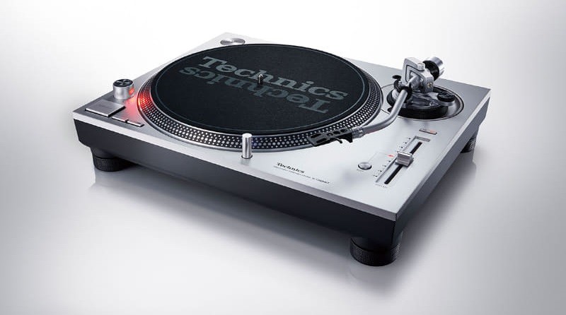 Technics 推出全新銀色版本 SL-1200MK7 黑膠唱盤 Technics 推出全新銀色版本 SL-1200MK7 黑膠唱盤