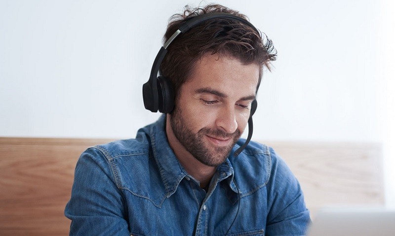 Sound Blaster X4 好拍檔，Creative 推出全新 Creative Chat 頭戴式耳機
