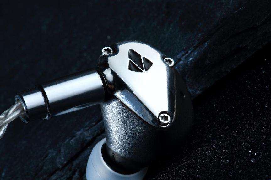 重塑.金屬新形態 - SPEAR Labs Triton INFINITY 重塑.金屬新形態 - SPEAR Labs Triton INFINITY