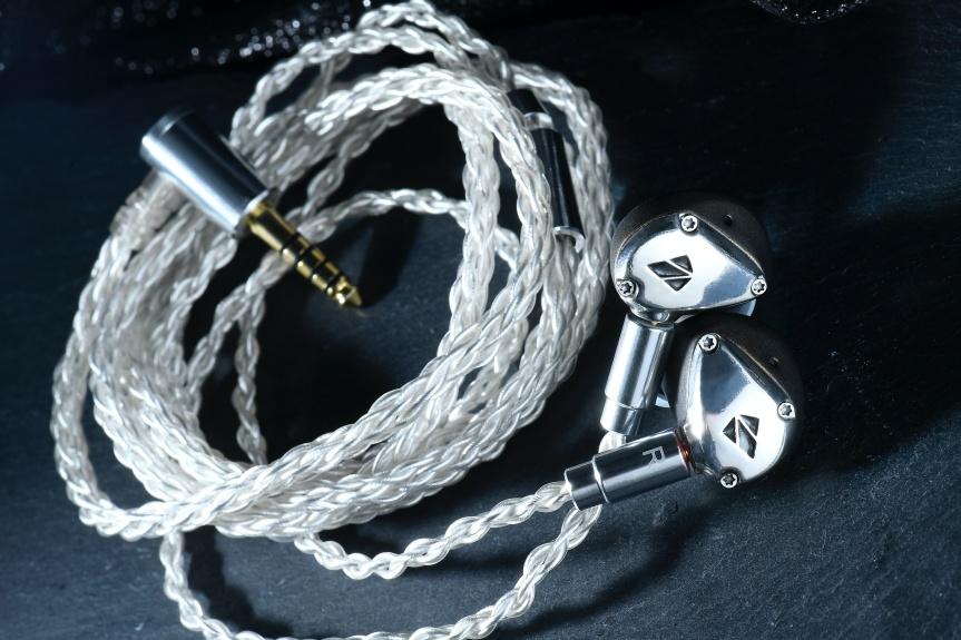 重塑.金屬新形態 - SPEAR Labs Triton INFINITY 重塑.金屬新形態 - SPEAR Labs Triton INFINITY