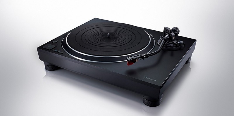 黑魂降臨，Technics 推出全新黑色版本 SL-1500C 黑膠唱盤