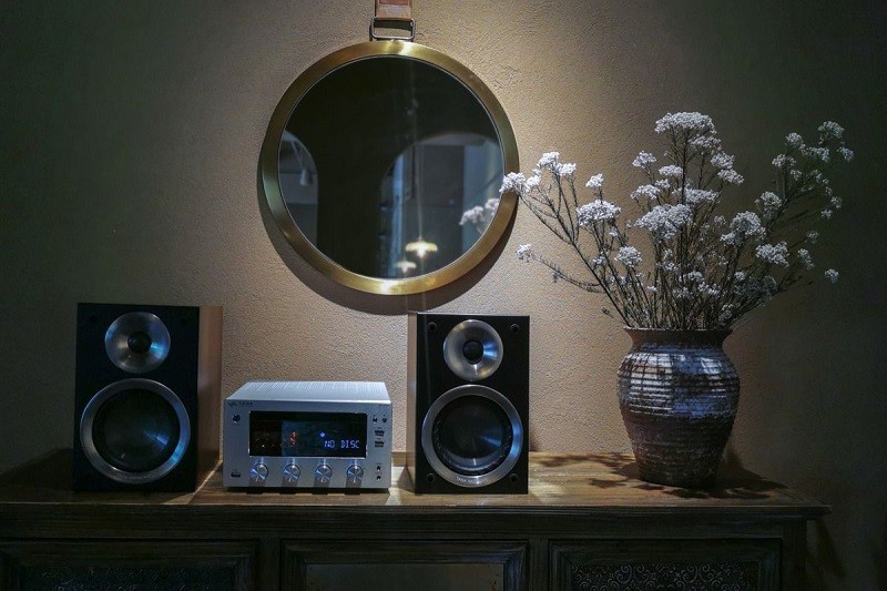TAGA Harmony 推出全新多功能小型音響系統 HTR-1000CD v.2 TAGA Harmony 推出全新多功能小型音響系統 HTR-1000CD v.2