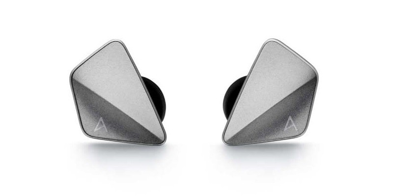 Astell&Kern 推出全新自研開發耳機 AK ZERO 1 Astell&Kern 推出全新自研開發耳機 AK ZERO 1