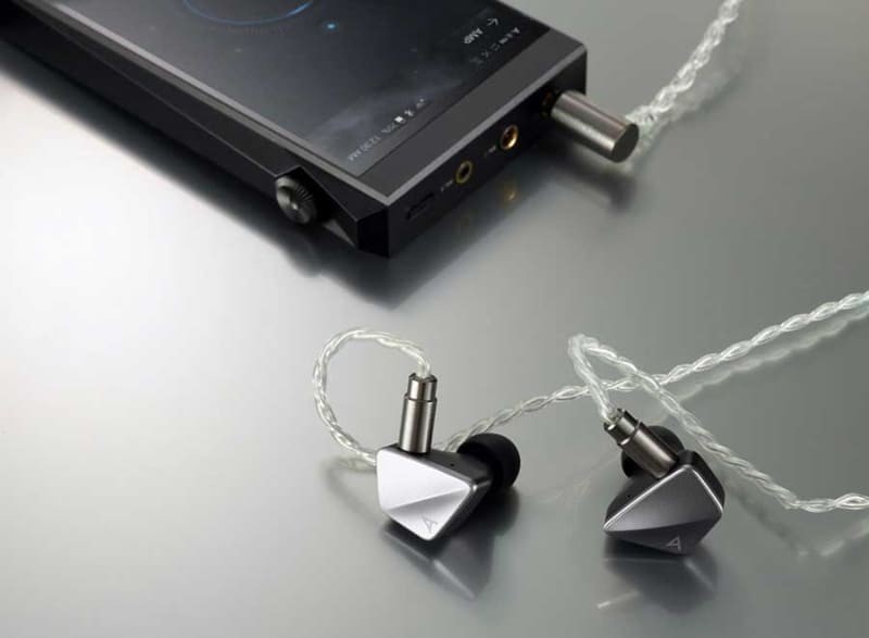 Astell&Kern 推出全新自研開發耳機 AK ZERO 1