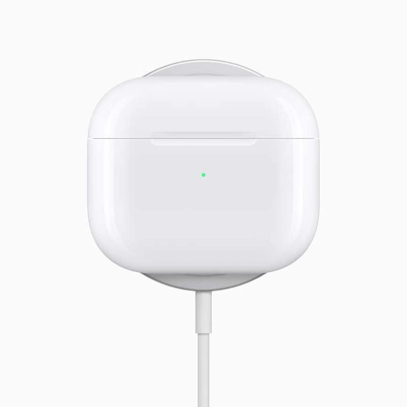空間音訊 + IPX4 防水性能,Apple 發布全新 AirPods 3 真無線耳機 空間音訊 + IPX4 防水性能,Apple 發布全新 AirPods 3 真無線耳機