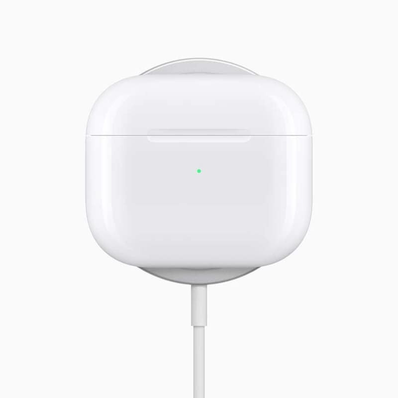 空間音訊 + IPX4 防水性能，Apple 發布全新 AirPods 3 真無線耳機