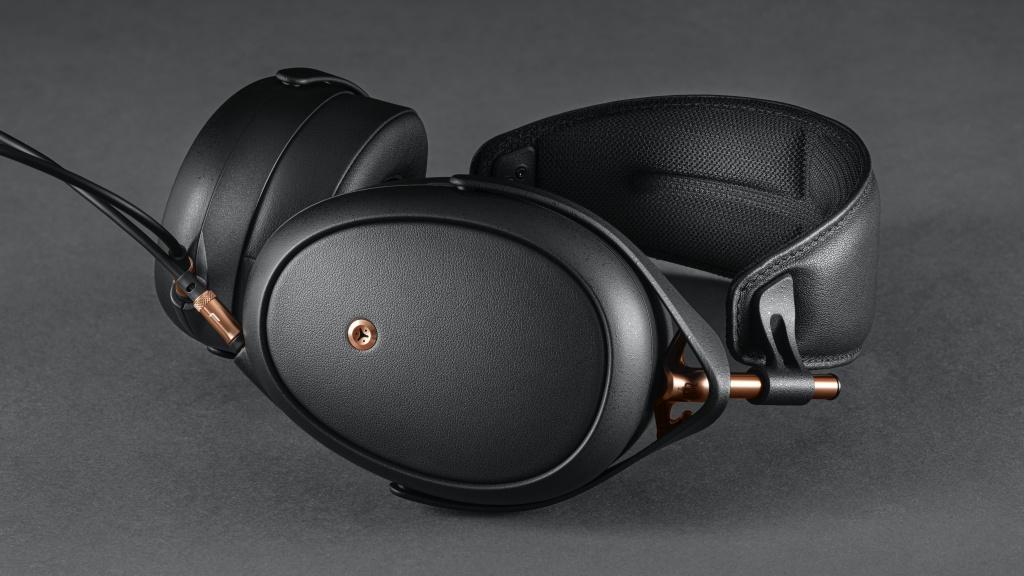 MEZE AUDIO LIRIC 便攜式等動力混合陣列耳機 MEZE AUDIO LIRIC 便攜式等動力混合陣列耳機
