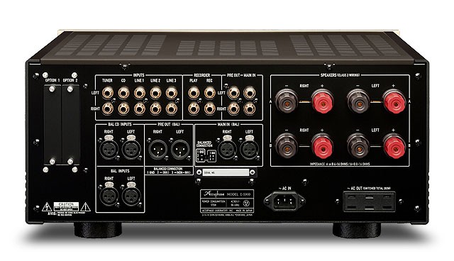Accuphase 推出全新旗艦級 A / B 類合併式放大器 E-5000 Accuphase 推出全新旗艦級 A / B 類合併式放大器 E-5000