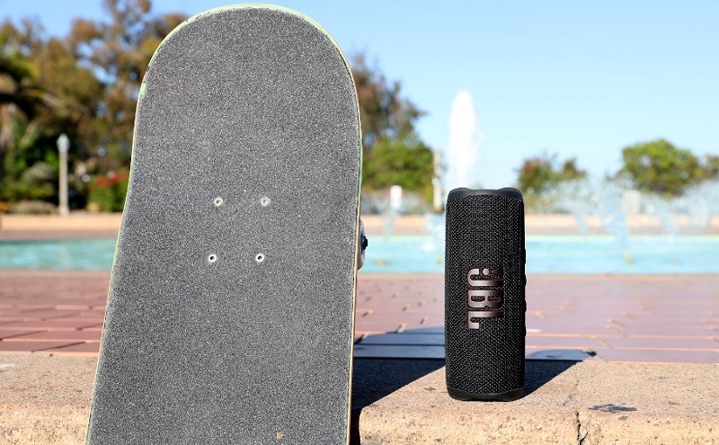 IP67 防水 / 防塵功能,JBL 推出全新 FLIP 5 藍牙喇叭 IP67 防水 / 防塵功能,JBL 推出全新 FLIP 5 藍牙喇叭